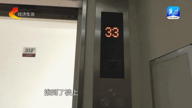 DƬ